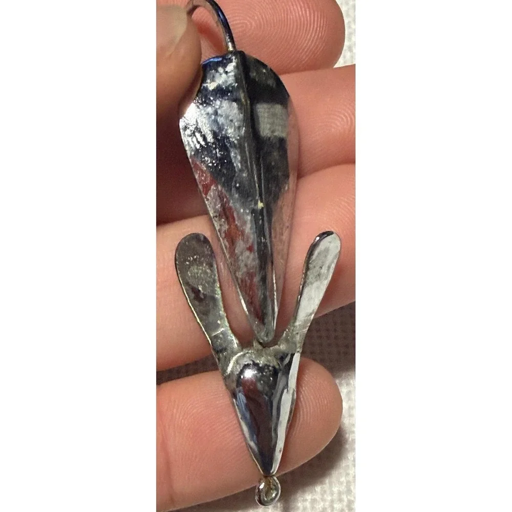 Vintage Silver Tone Metal Winged Propeller Fishing Lure Single Hook Tackle NB051